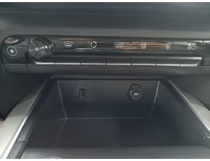 
										CITROEN C5 AIRCROSS BUSINESS HYBRID 1.6 225CV BVA8 full									