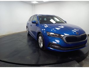 
										SKODA OCTAVIA COMBI 1.0 TSI MHEV 81KW DSG AMBITION full									