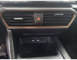 
										CUPRA FORMENTOR E-HYBRID 1.4 205CV AT6 E6D full									