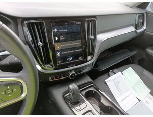 
										VOLVO V60 2.0 T8 BUSINESS PLUS AUTO full									