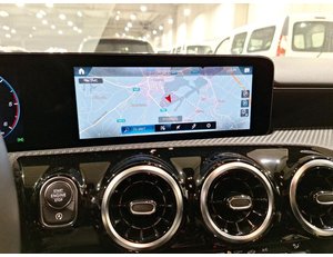 
										MERCEDES BENZ CLASE CLA MERCEDES-BENZ 2.0 180 D BUSINESS SOLUTION full									