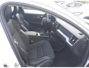 
										VOLVO V60 2.0 T8 BUSINESS PLUS AUTO full									