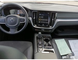 
										VOLVO V60 2.0 T8 BUSINESS PLUS AUTO full									