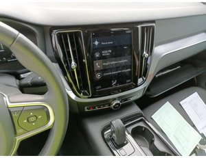 
										VOLVO V60 2.0 T8 BUSINESS PLUS AUTO full									